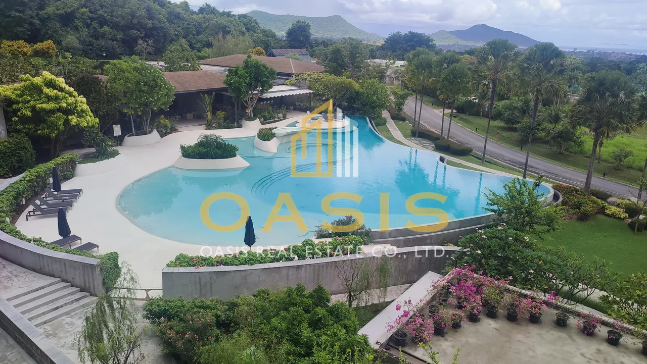 Bangsaray Heights Condominium Large 1-Bedroom for Sale
