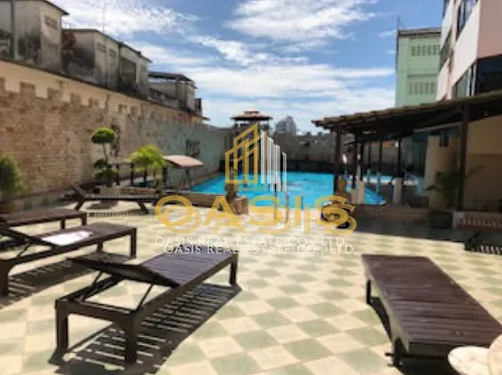 Spacious 1-Bedroom Condo in Central Pattaya for sale
