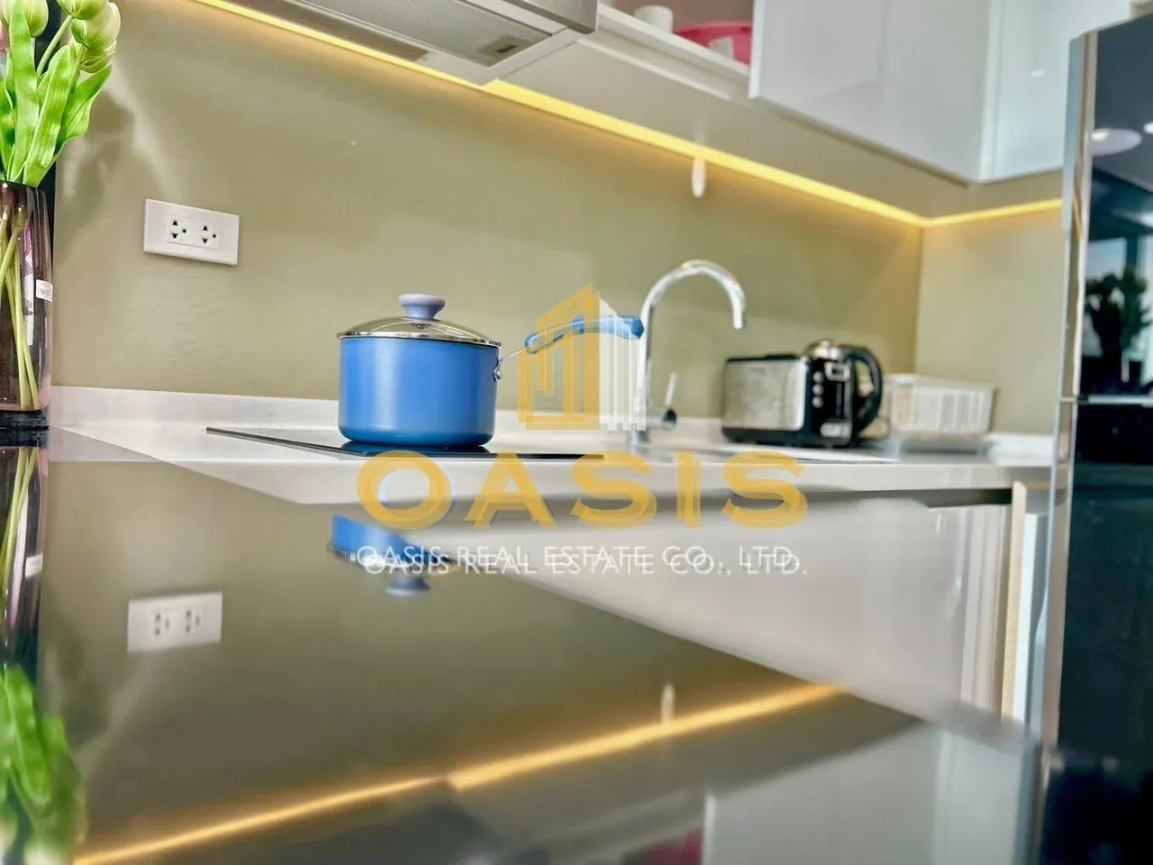 Riviera Jomtien Stunning Sea View Overlooking Koh Larn For Rent