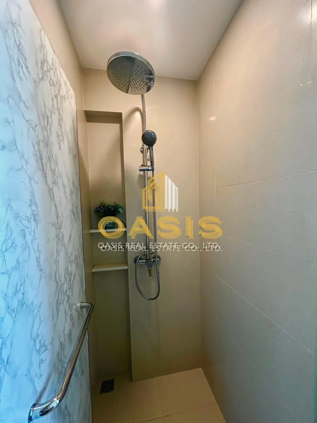 Riviera Jomtien  Stunning Sea View Overlooking Koh Larn  For Rent