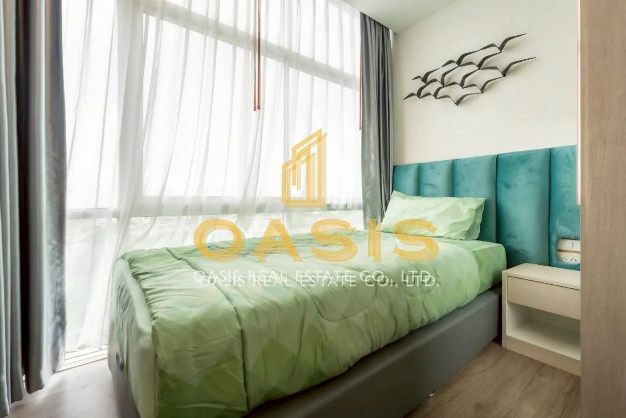 The Twin Tower Jomtien Beach, Pattaya High Floor Condo for Sale