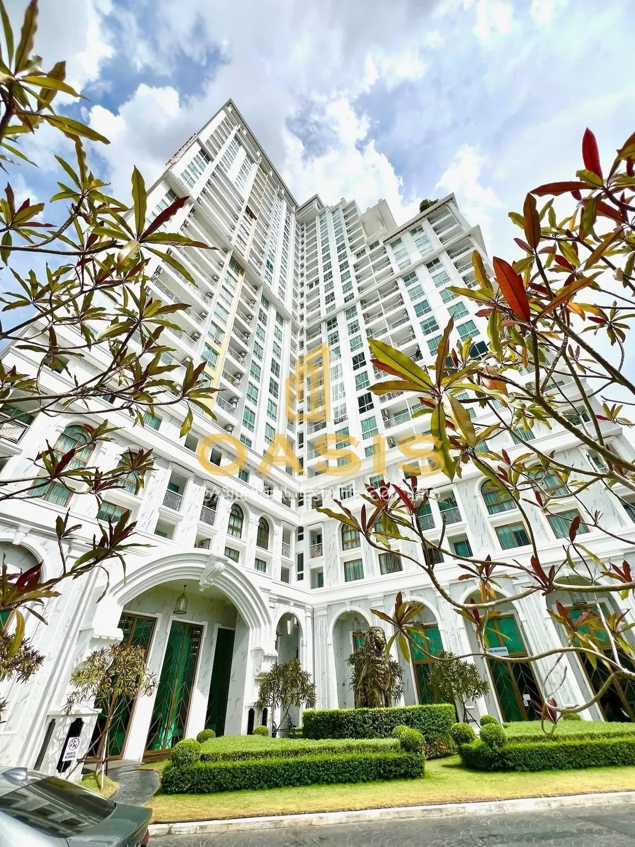 BRAND NEW CONDO FOR RENT at The Empire Tower Jomtien