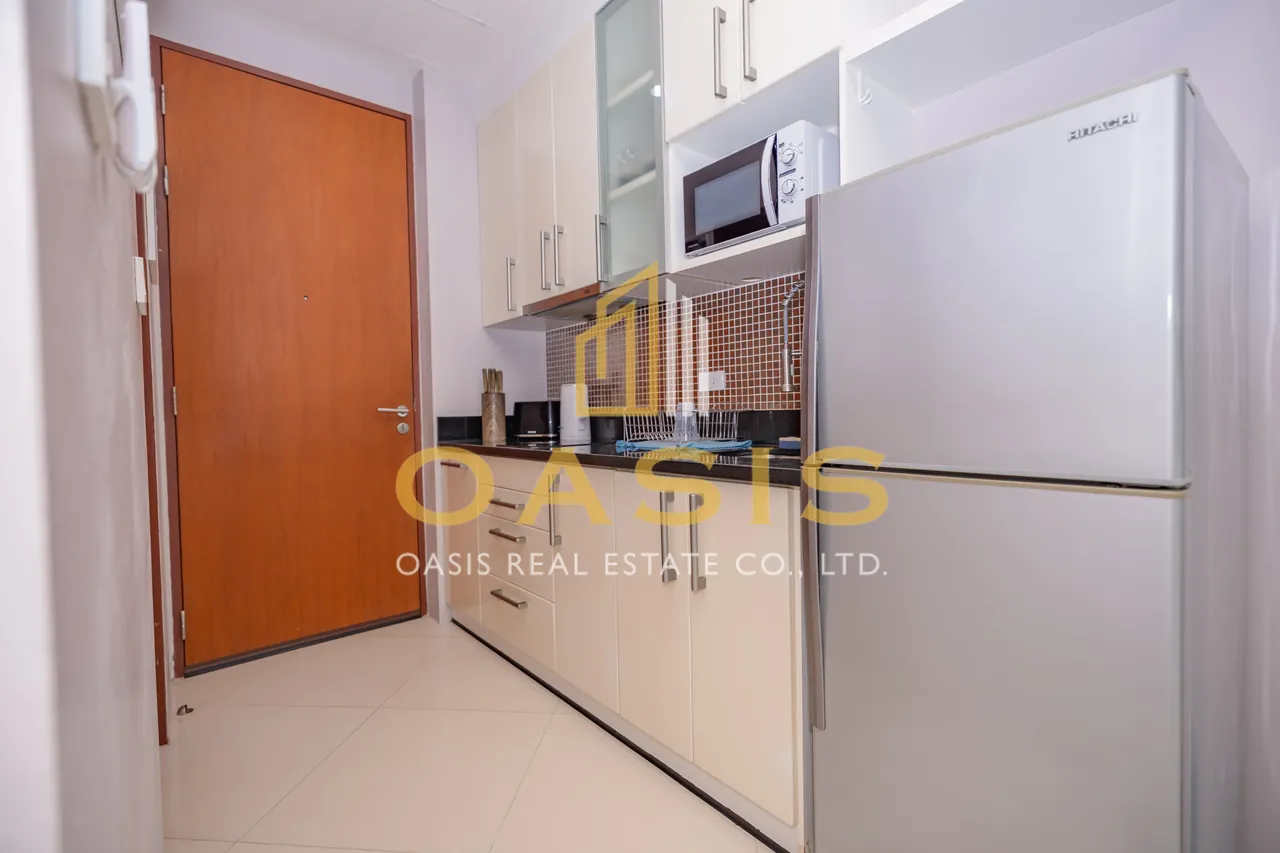 Luxurious Studio for Rent at Diamond Suites Condominium