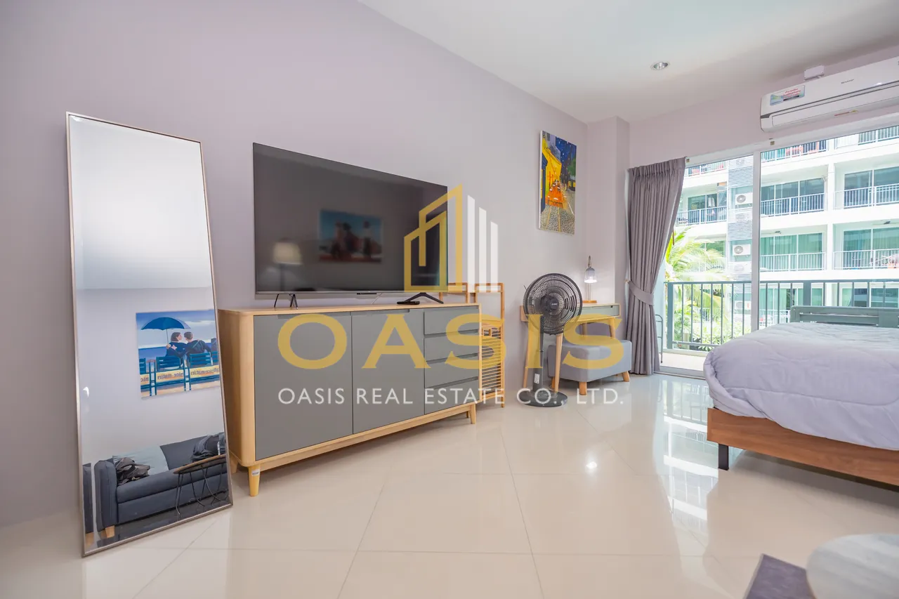 Luxurious Studio for Rent at Diamond Suites Condominium
