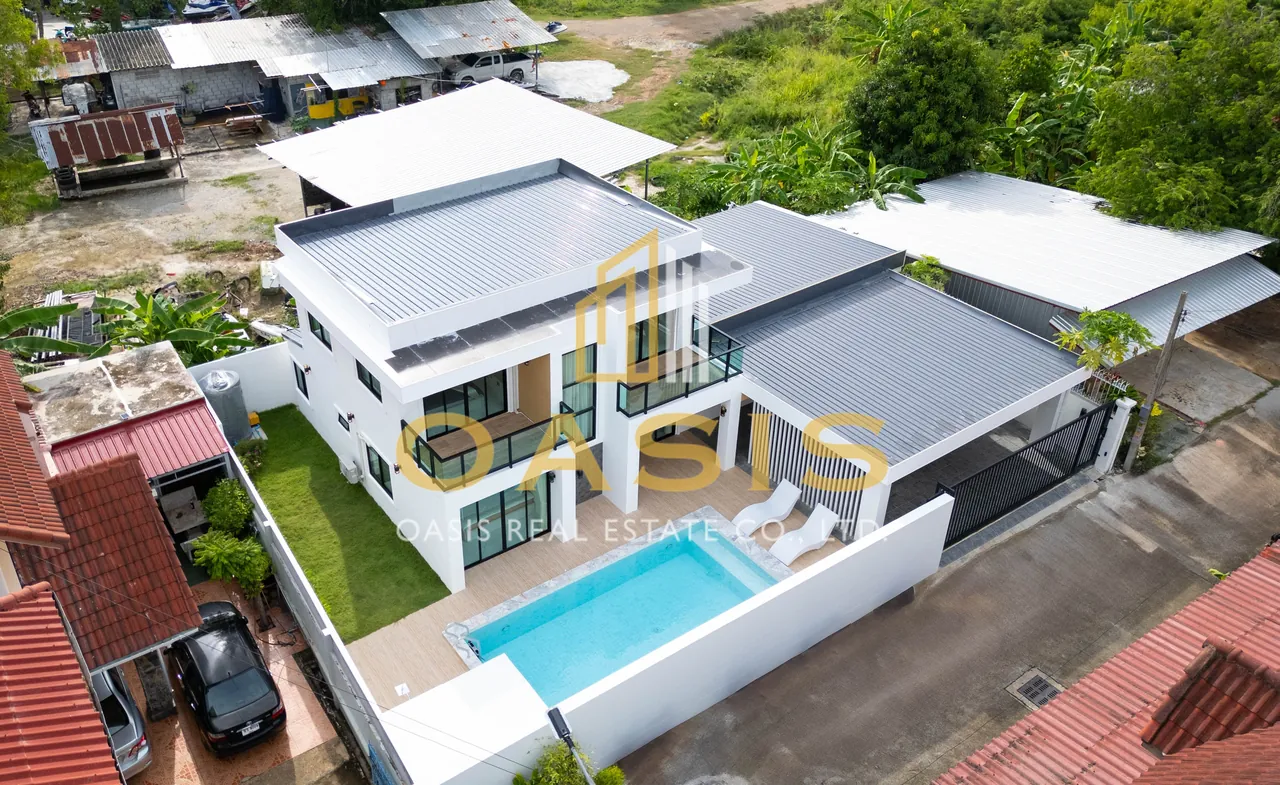 Beautifully renovated 2-storey home combines modern luxury with functional design for Sale