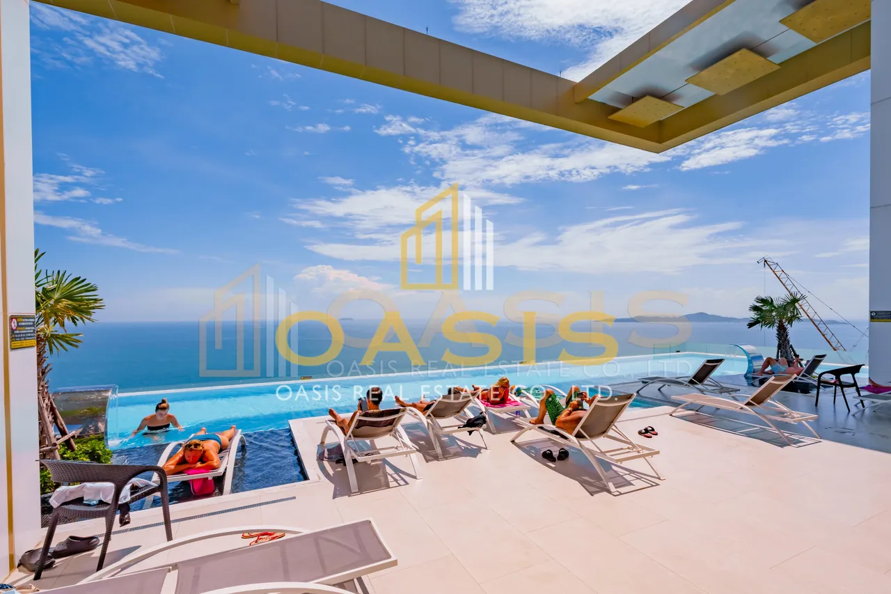 Copacabana Beach Jomtien Luxury 1Bedroom Condo for Rent