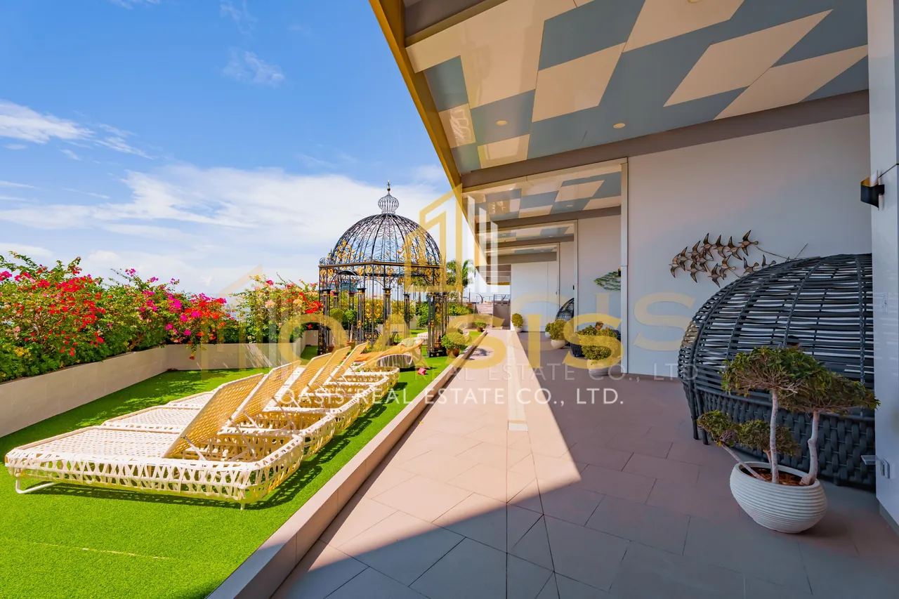 Copacabana Beach Jomtien Luxury 1Bedroom Condo for Rent