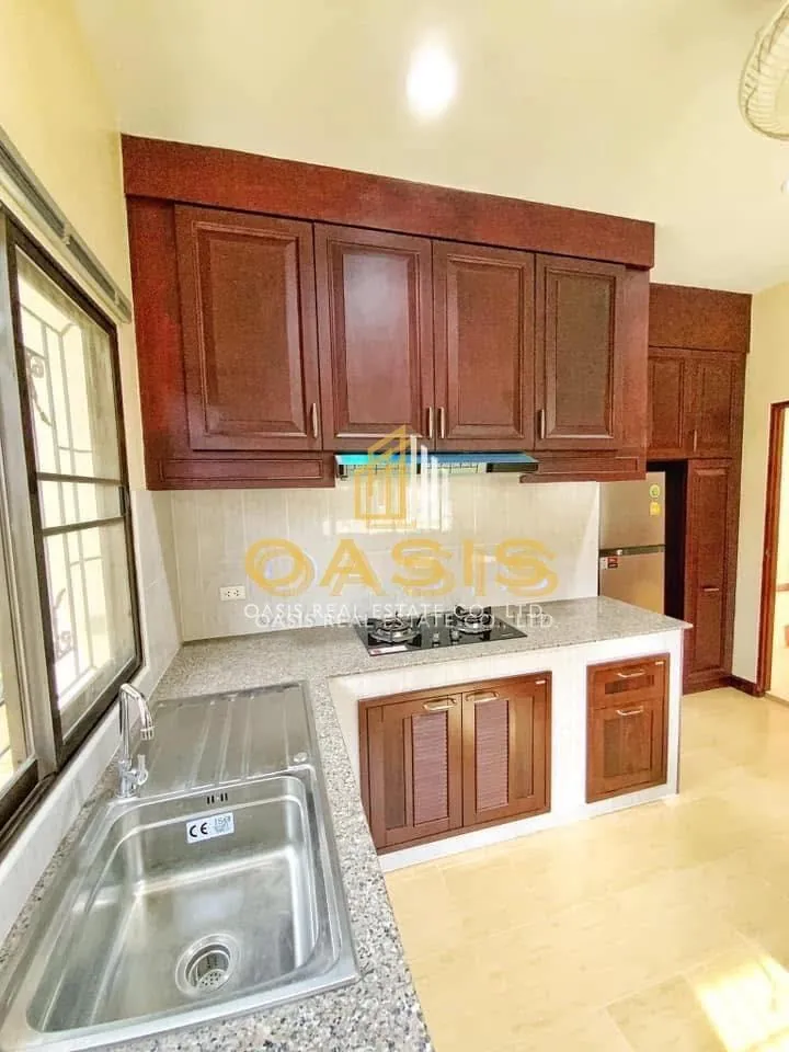 Single-Storey House for Sale or Rent