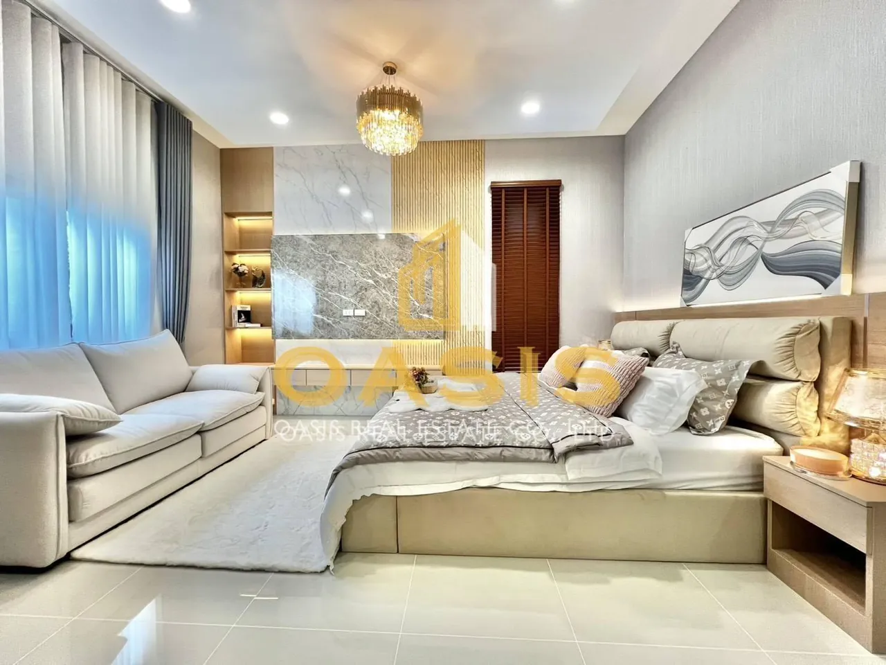 Luxury Modern Pool Villa in Huay Yai For sale