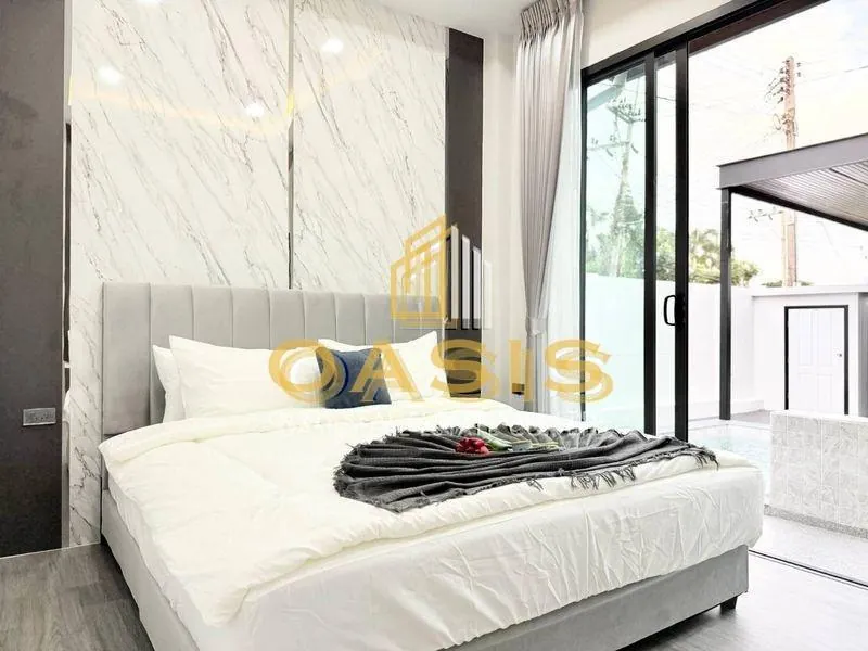 Brand new single-storey modern pool villa for sale