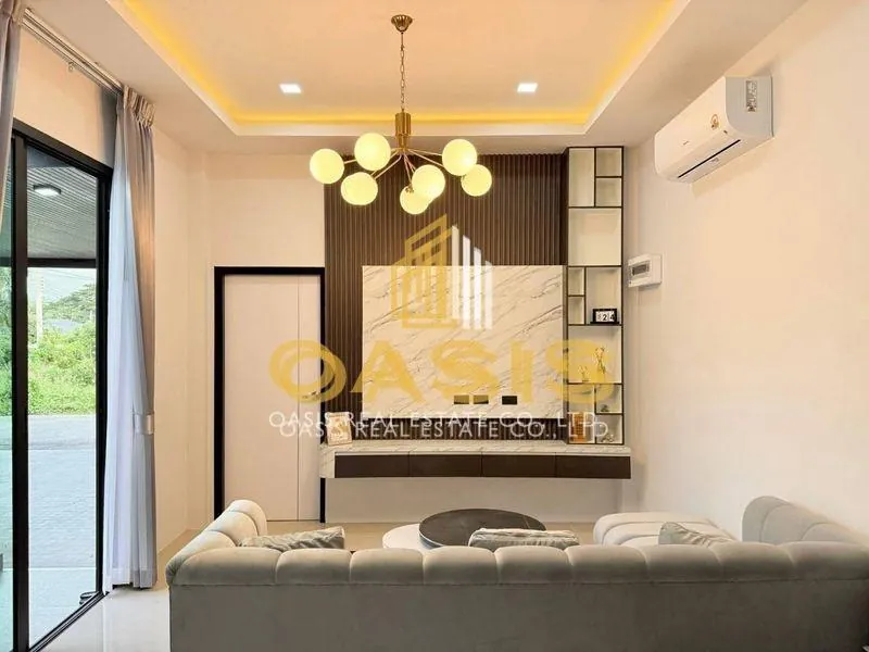 Brand new single-storey modern pool villa for sale