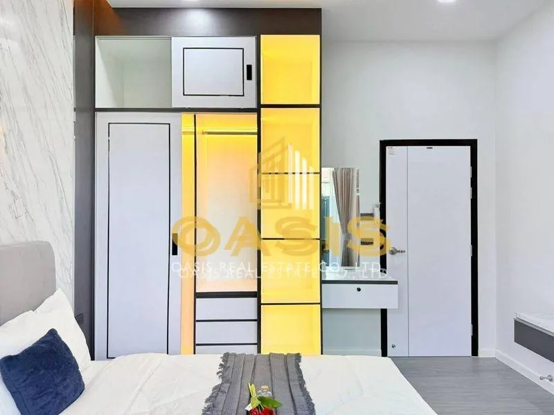 Brand new single-storey modern pool villa for sale
