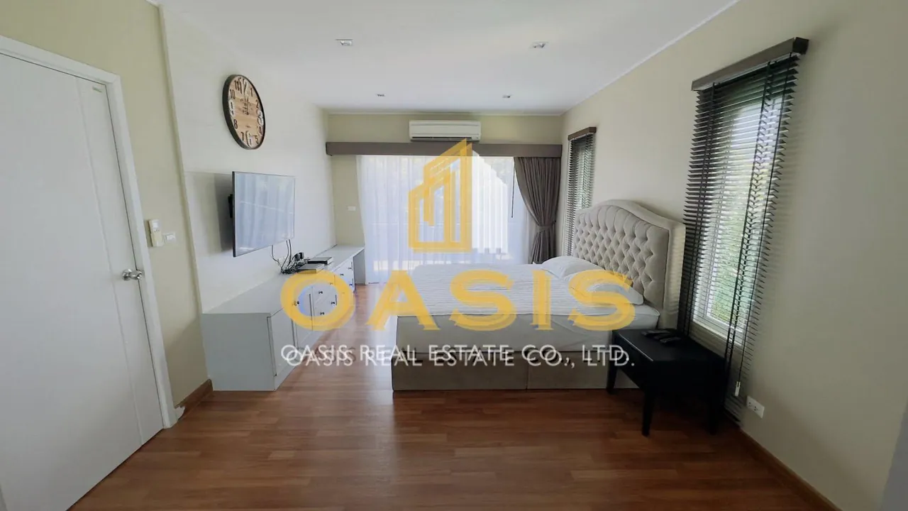 Well designed family home for sale in Baan Pruksa Nara