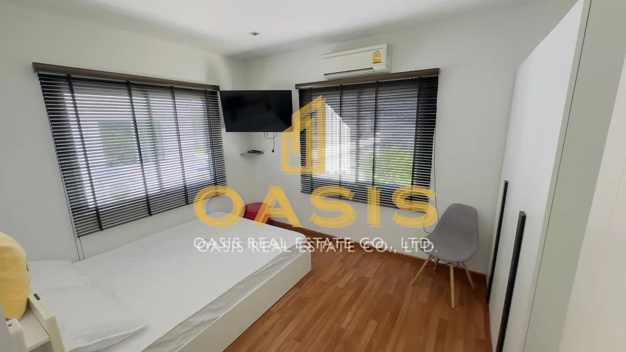 Well designed family home for sale in Baan Pruksa Nara