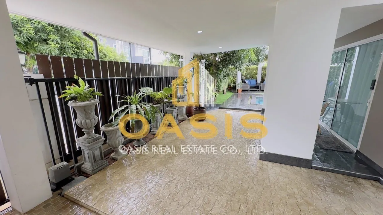 Well designed family home for sale in Baan Pruksa Nara