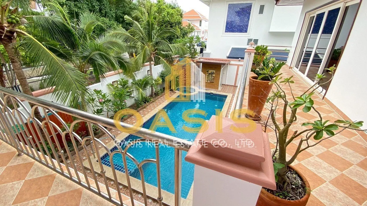 Exclusive 3-Storey Pool Villa for Rent, Just 20m from Jomtien Beach