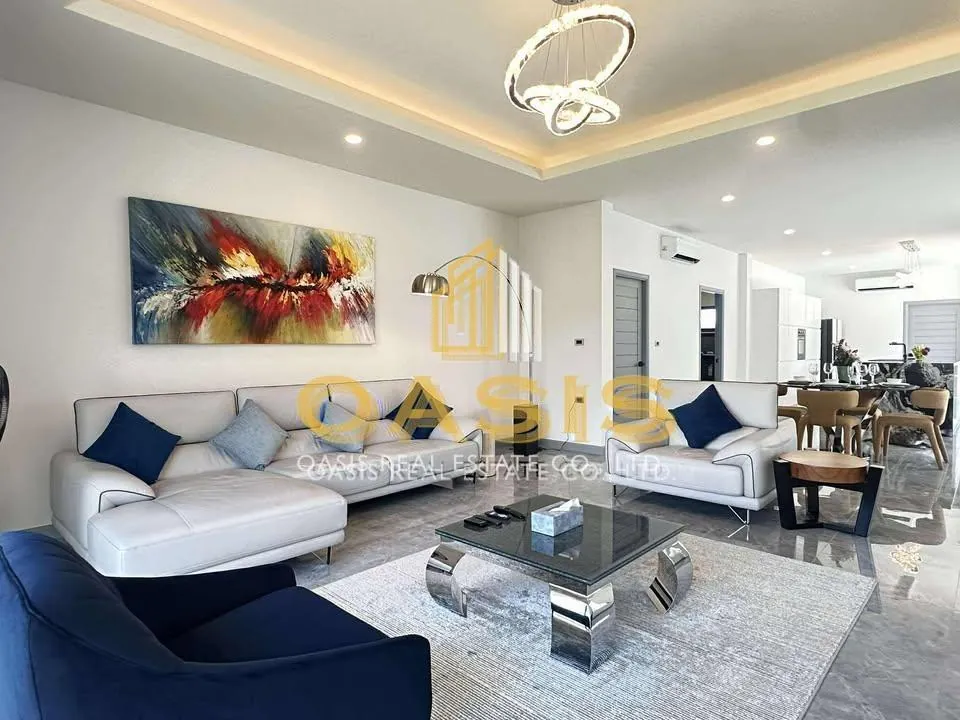 Luxury Pool Villa for Sale in Huay Yai