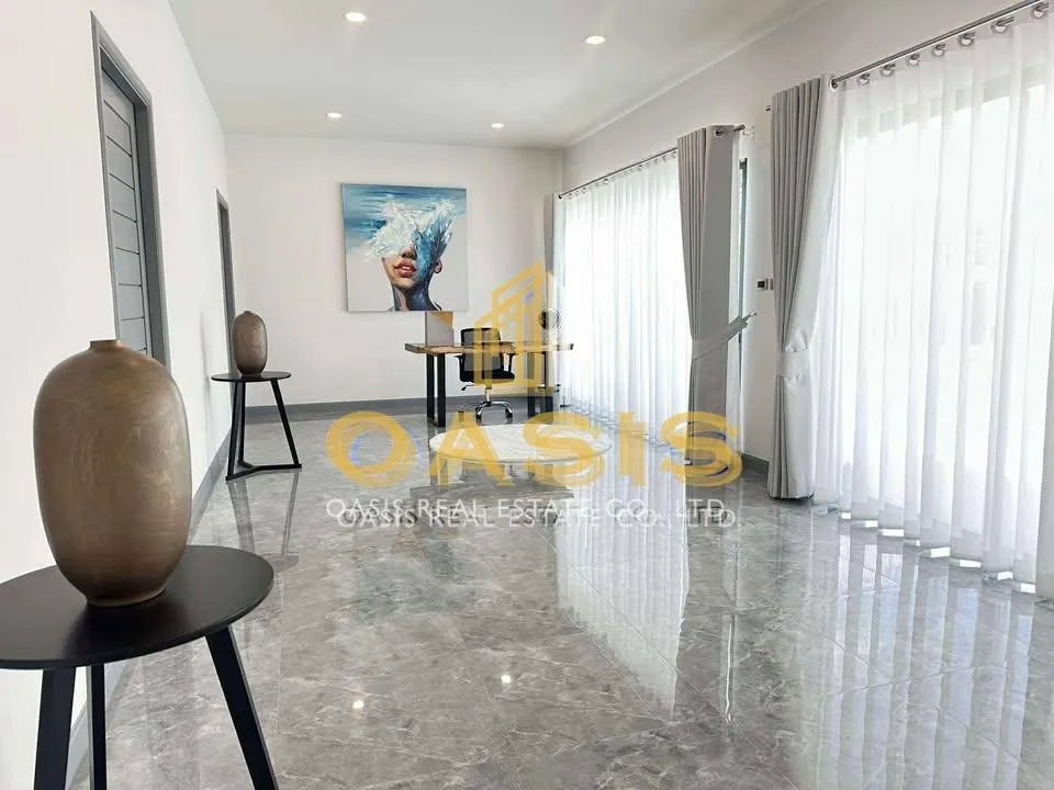 Luxury Pool Villa for Sale in Huay Yai