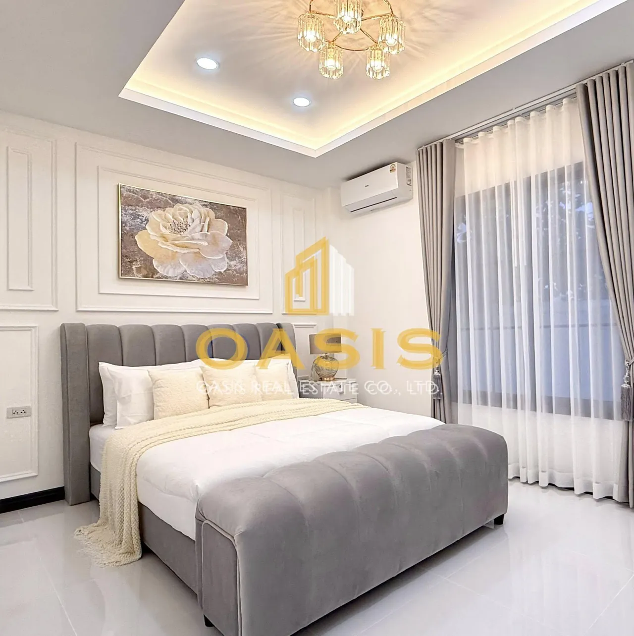 Modern 4 Bedroom Pool Villa For Sale in Huay Yai