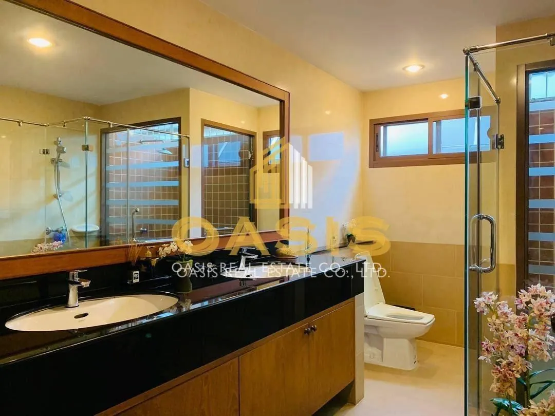 Pool Villa Thai Bali Style in Huay Yai For rent