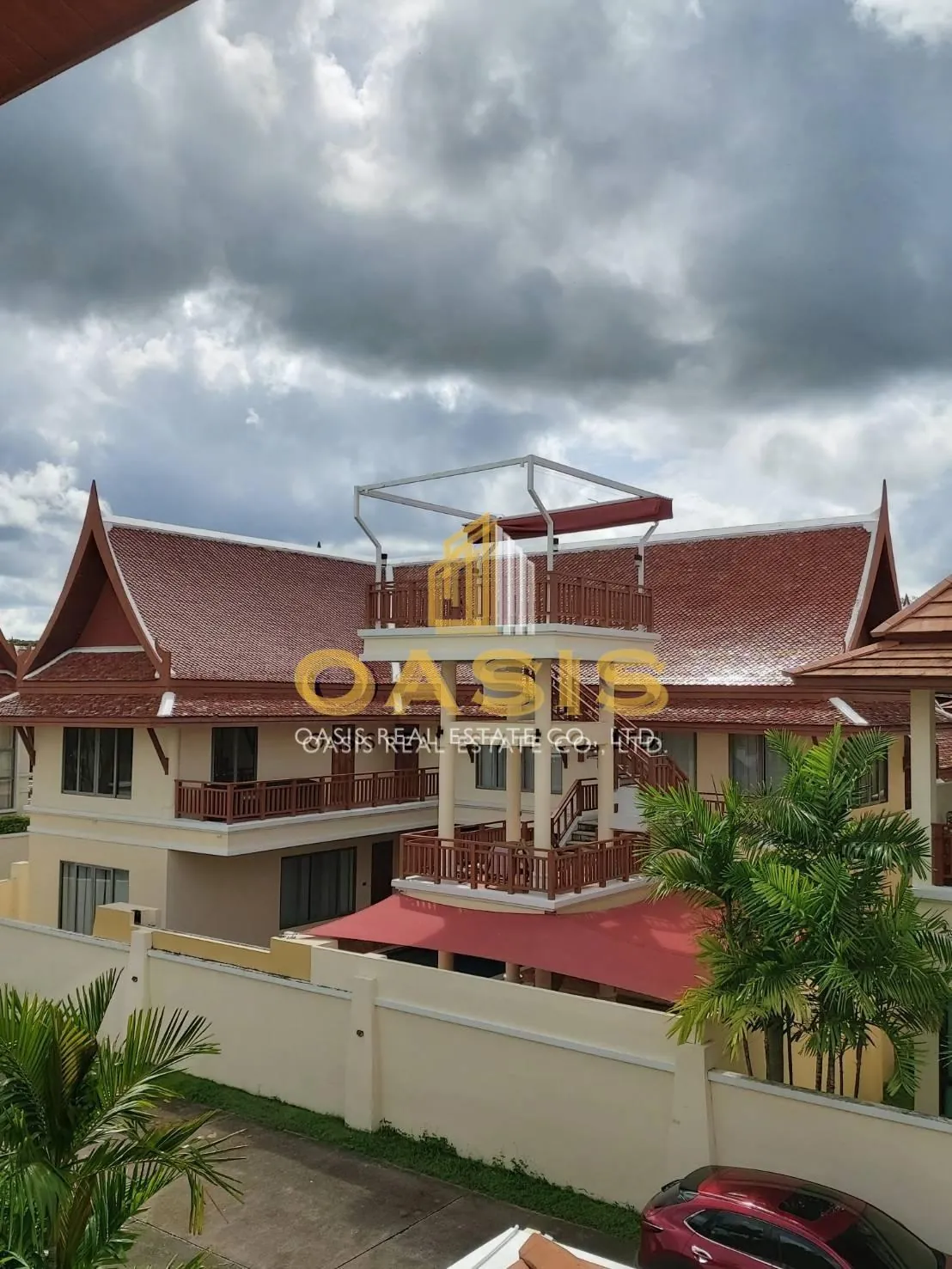 Luxury Villa with Panoramic Sea Views For Sale