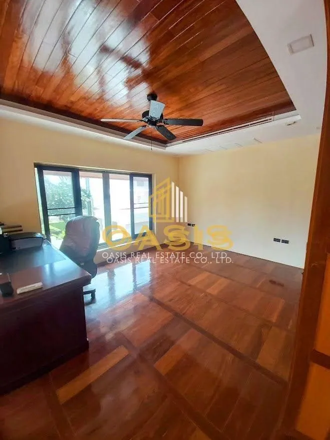 Luxury Villa with Panoramic Sea Views For Sale