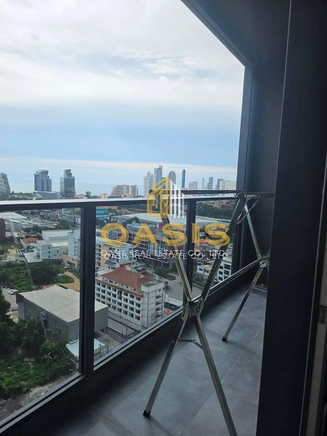 ONCE Pattaya Condominium – Stunning Sea View For rent