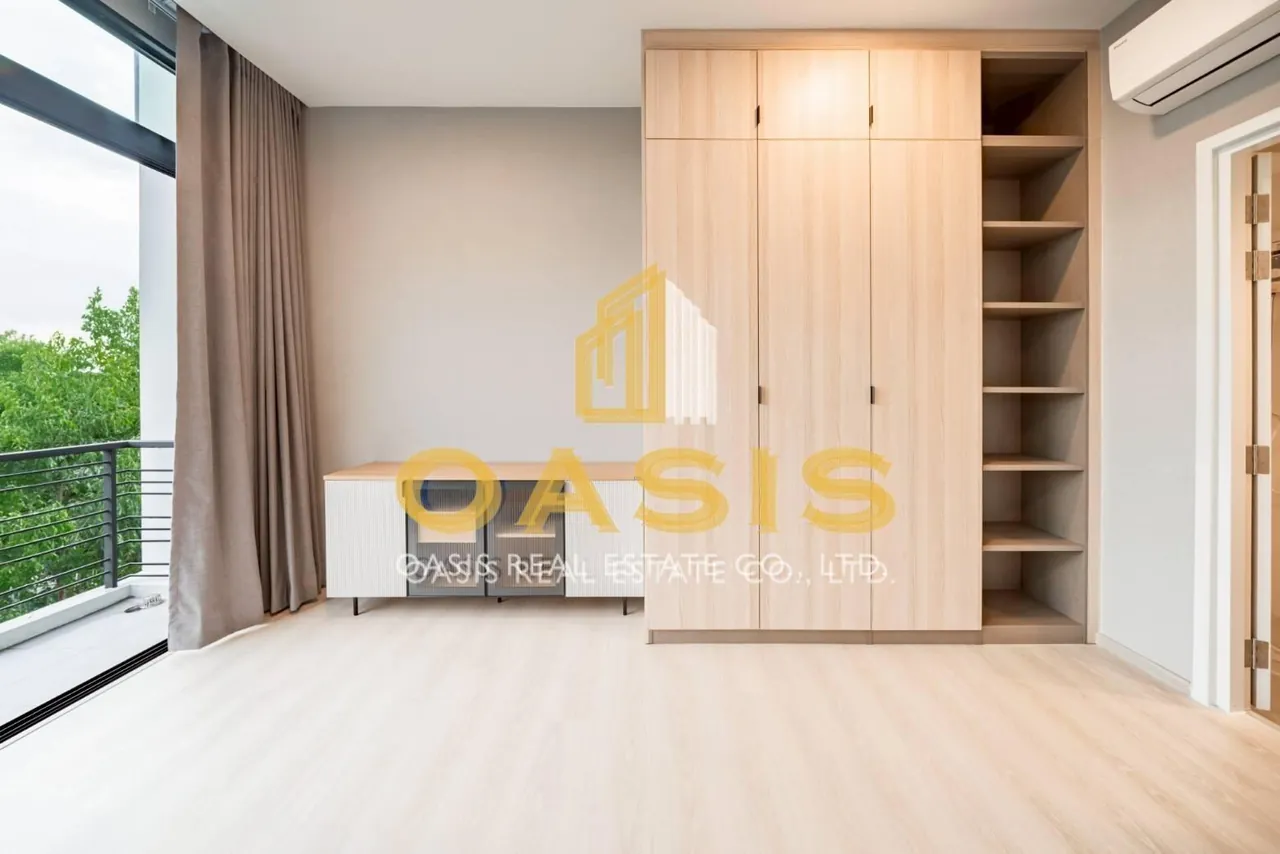 Nirvana DEFINE Krungthep Kreetha modern luxury living for rent
