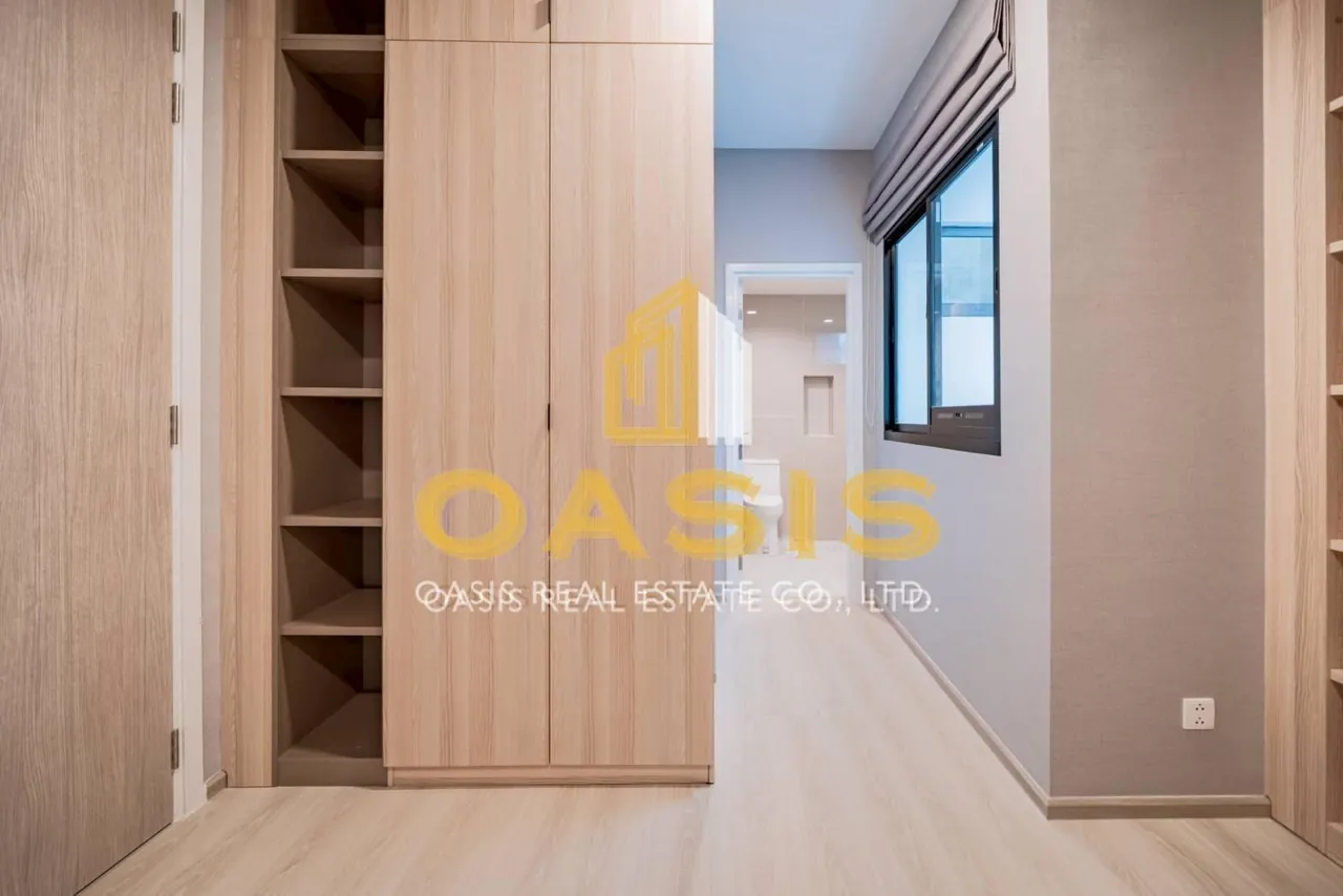 Nirvana DEFINE Krungthep Kreetha modern luxury living for rent