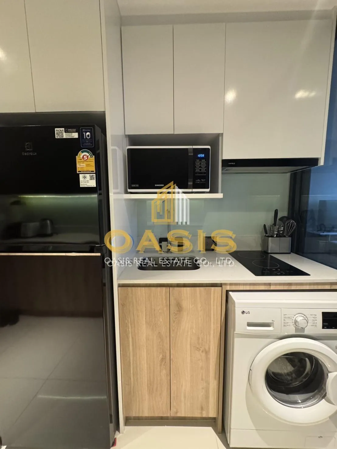 Discover modern living at ONCE Pattaya Condo For Rent