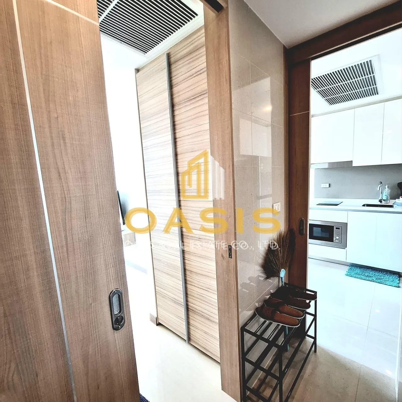 Riviera Jomtien Luxury Sea View Condo for Rent