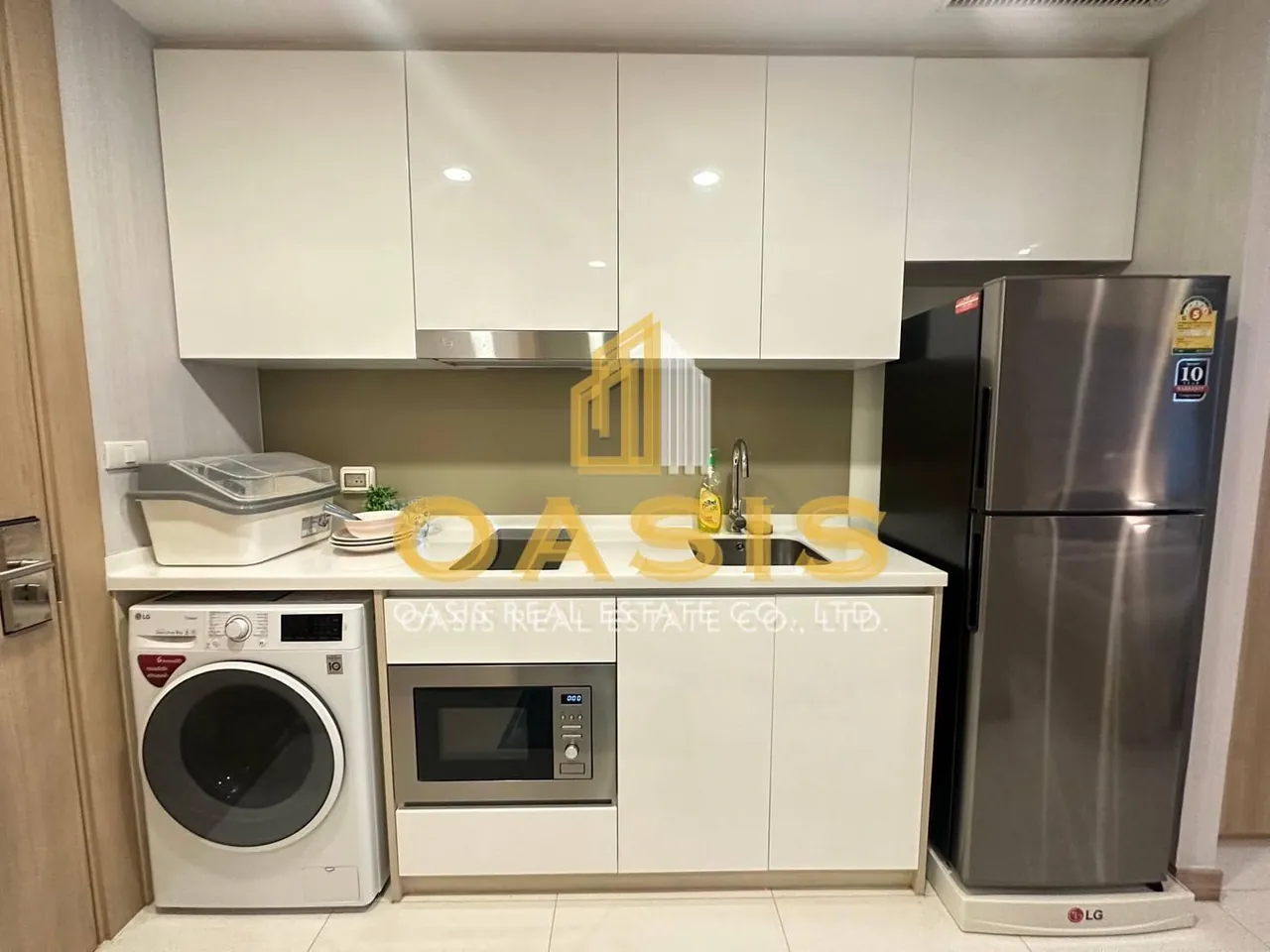 The Riviera Wongamat Condominium for rent