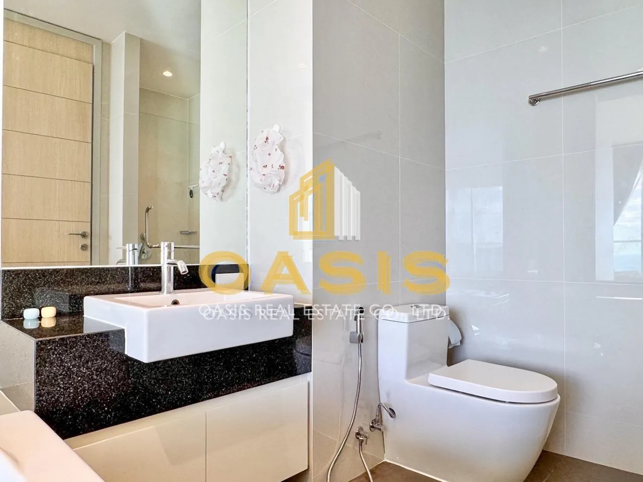 Mövenpick White Sand Beach Luxury Condo for Rent