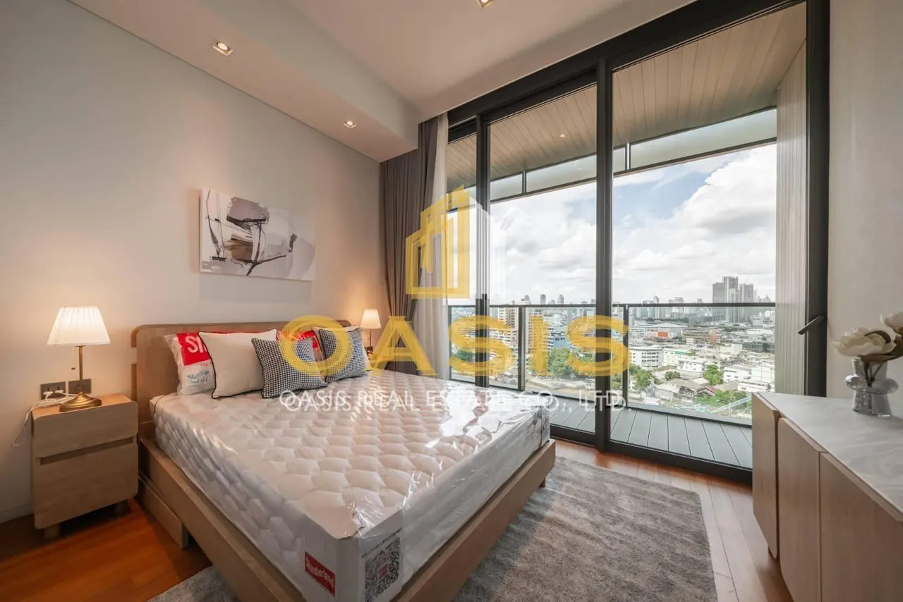 Banyan Tree Residences Exclusive Riverfront Luxury Condominium for Rent
