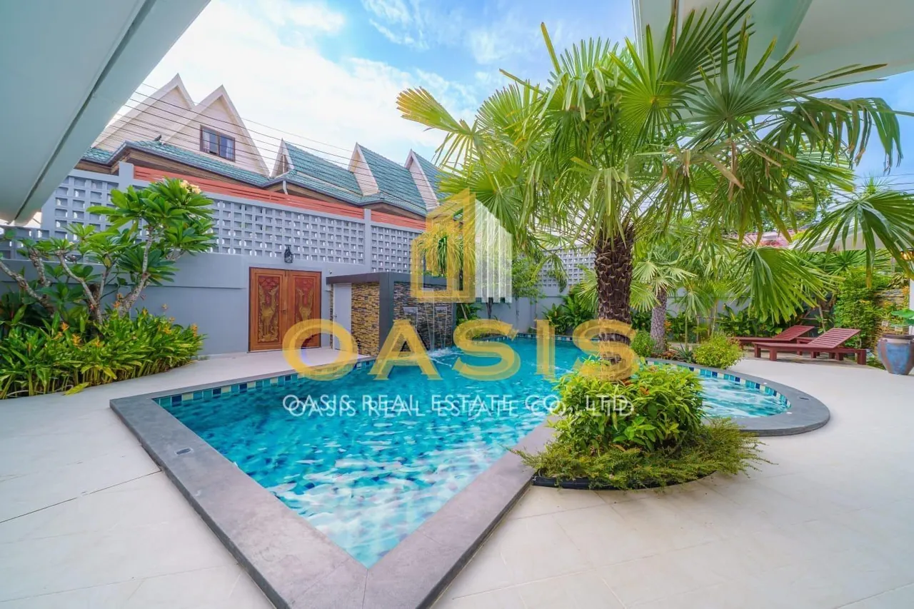 Exquisite Luxury Pool Villa for Sale  Na Kluea Pattaya