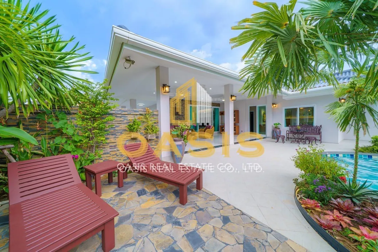 Exquisite Luxury Pool Villa for Sale  Na Kluea Pattaya