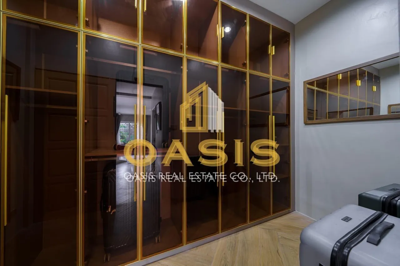 Exquisite Luxury Pool Villa for Sale Na Kluea Pattaya
