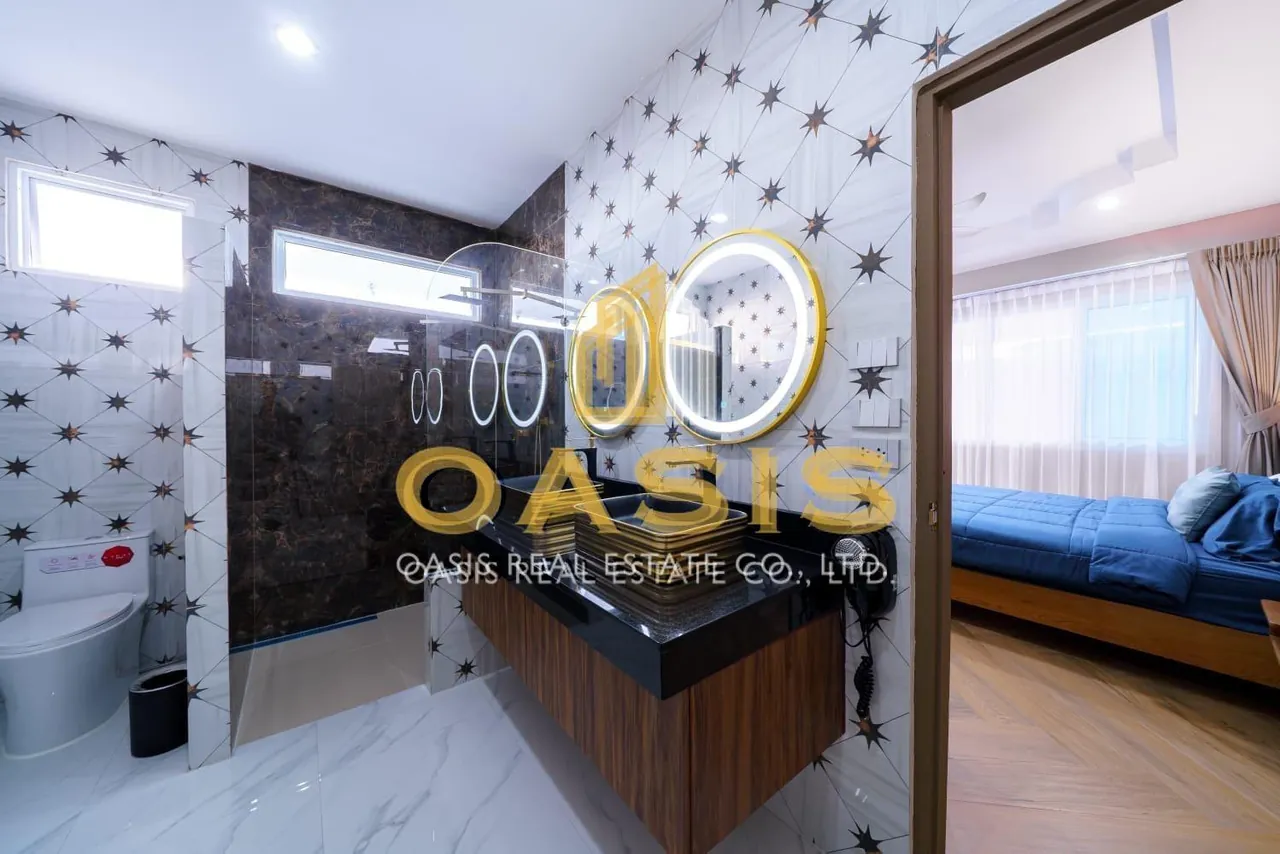Exquisite Luxury Pool Villa for Sale  Na Kluea Pattaya