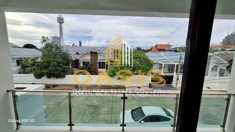 Jomtien Condotel Village Luxury Pool Villa For Sale