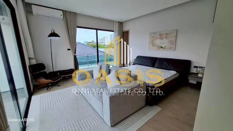 Jomtien Condotel Village Luxury Pool Villa For Sale