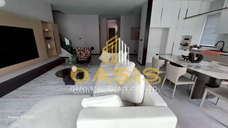 Jomtien Condotel Village Luxury Pool Villa For Sale