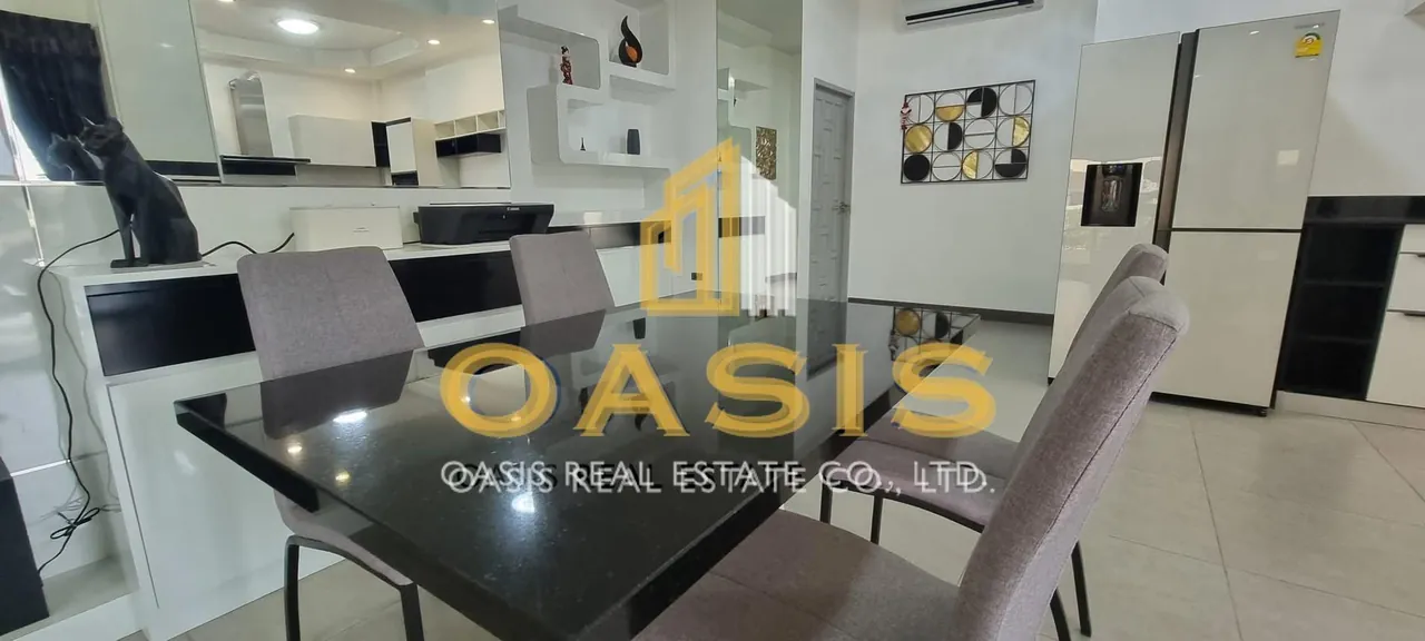 Luxury Pool Villa For Sale near Siam Country Club
