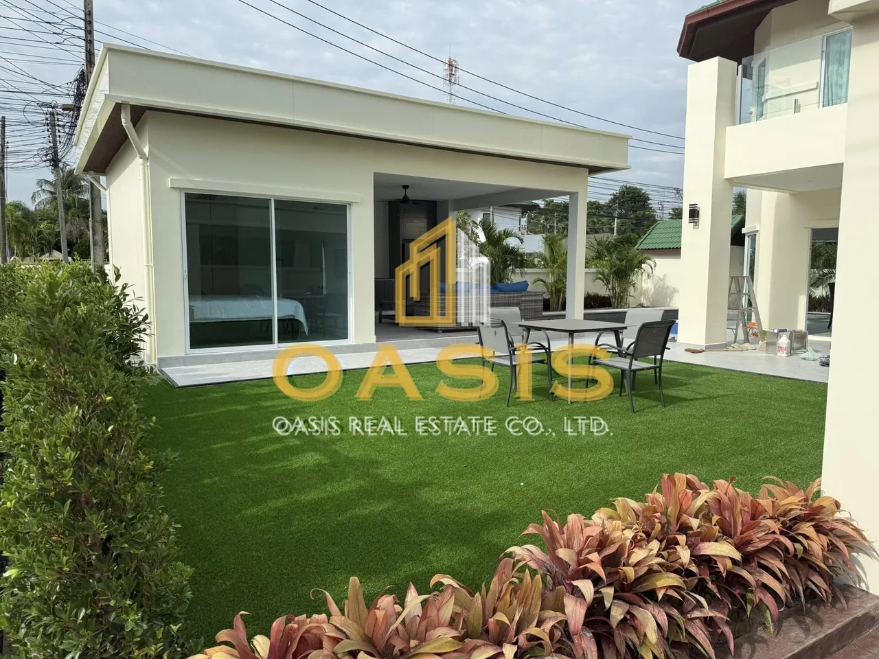 Elegant 5-Bedroom Pool Villa for Rent