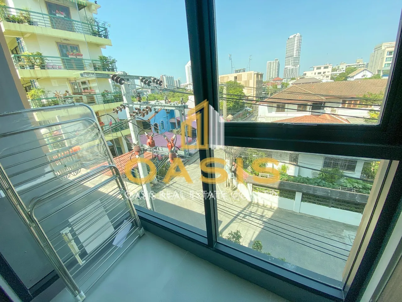 Modern 1bedroom condominium in Lloyd Soonvijai for rent