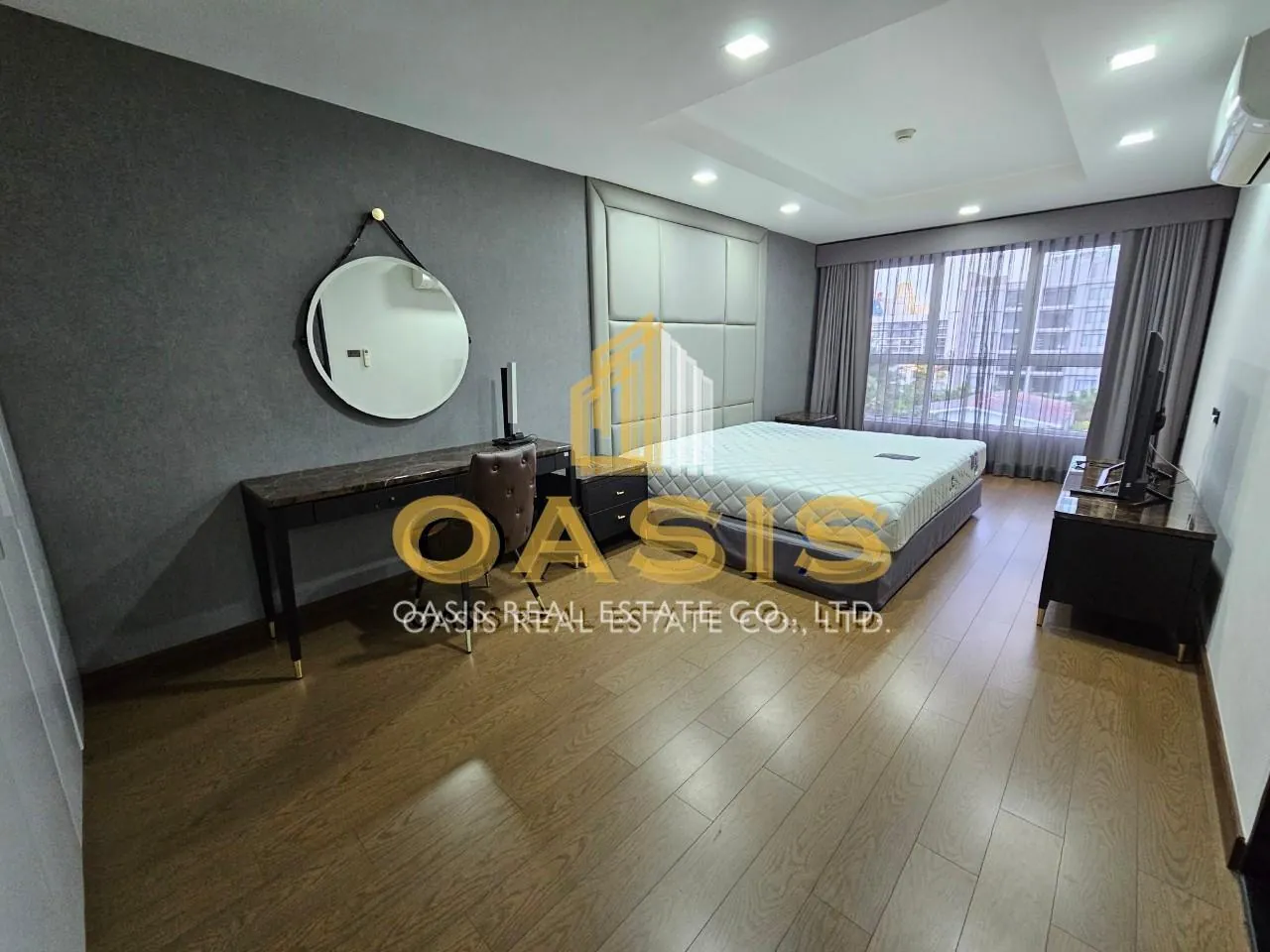 Avenue 61 Condominium for rent