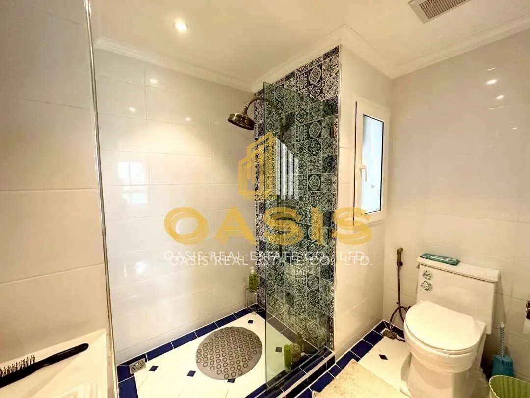 Seven Seas Cote d'Azur For Sale