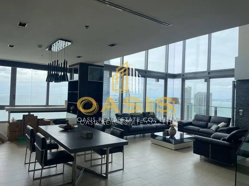 North Point Wongamat Beach Exceptional Duplex for Sale
