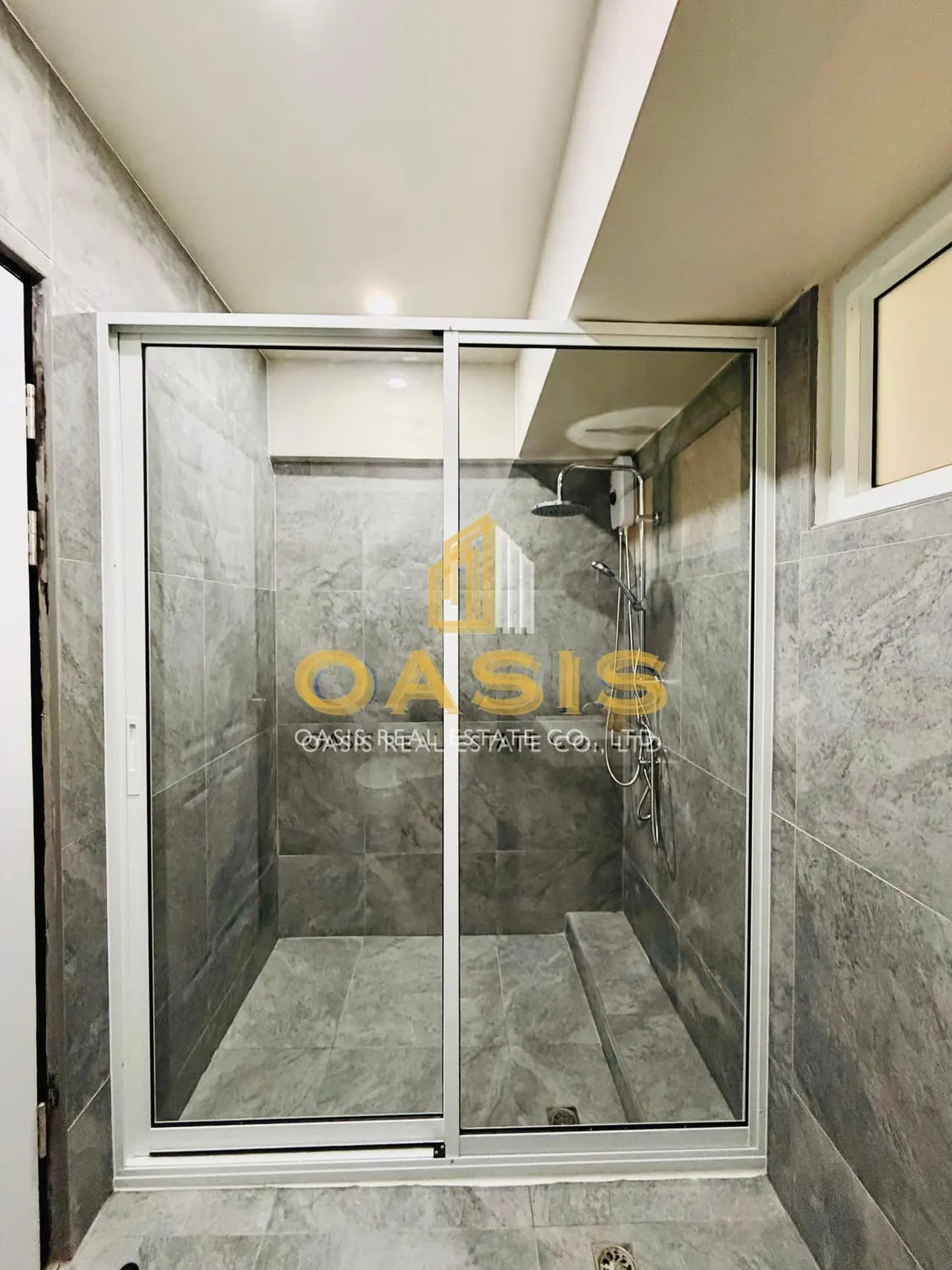Thepprasit Condo for sale