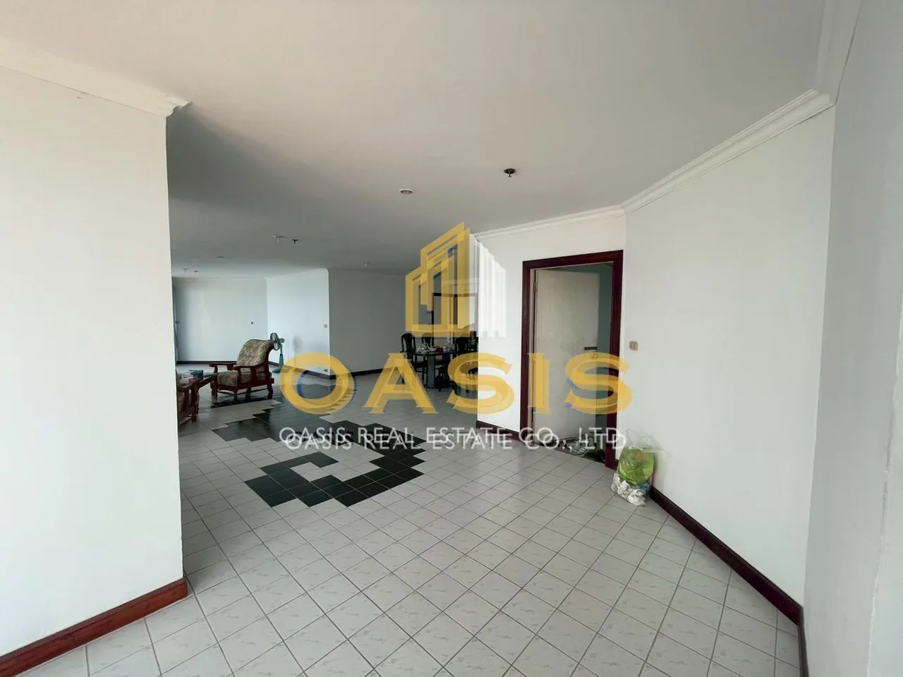 Jomtien Beach Paradise Condo Sea View Unit for Sale