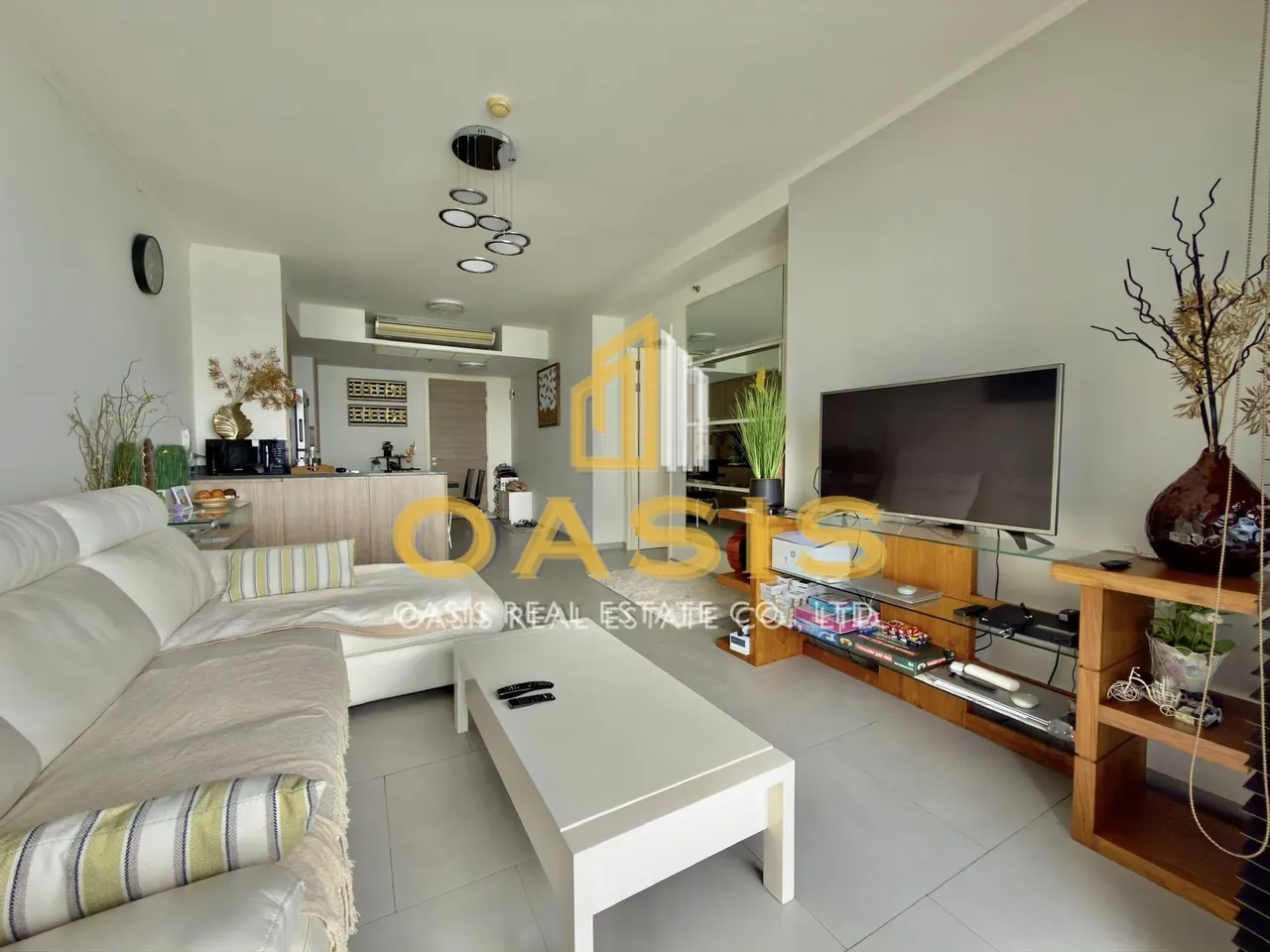 Zire Wongamat Sea View Condominium for Sale